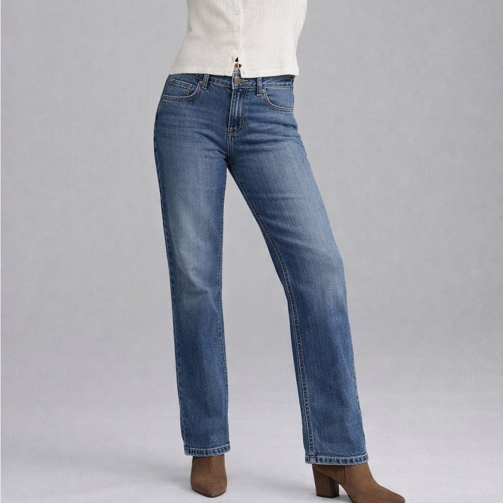 Nine West Straight Leg Jeans Women’s Size 6 Blue Mid Rise Stretch Denim “Missy”